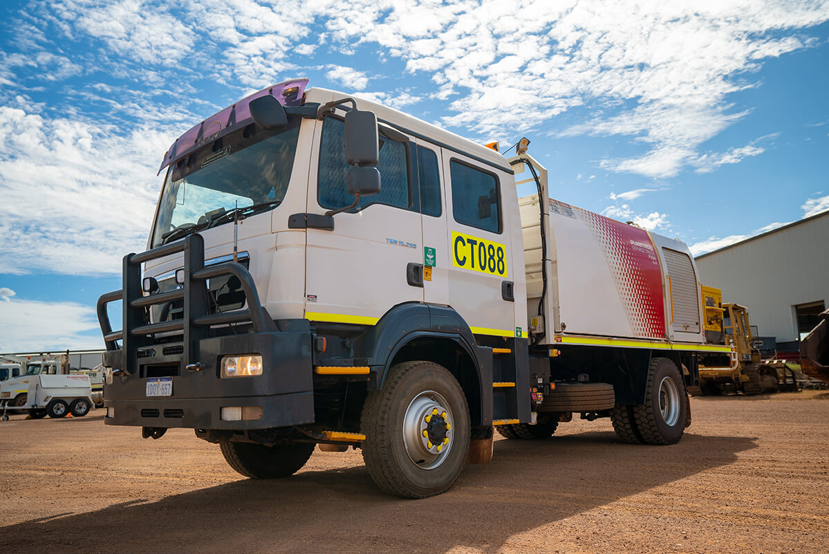 MAN TGM 15.290 4×4 Crew Cab Service Truck P3500 | CT088