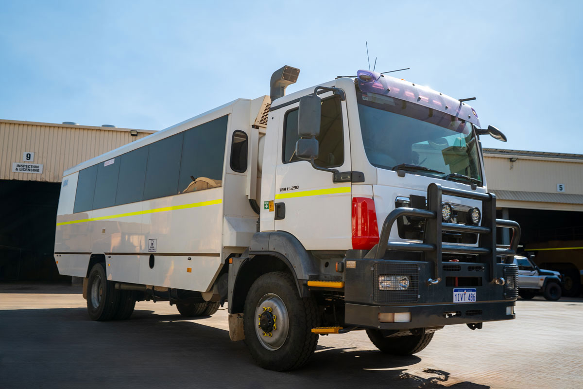 MAN TGM 15.290 4×4 30 Seater Mine Bus | LV041