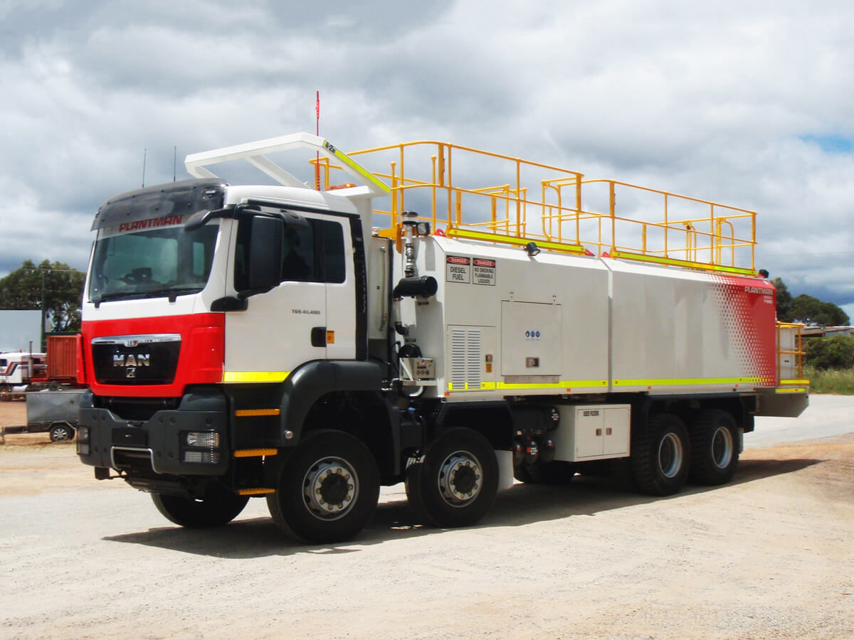 2011 MAN TGS 41.480 8×8 SERVICE TRUCK P18000