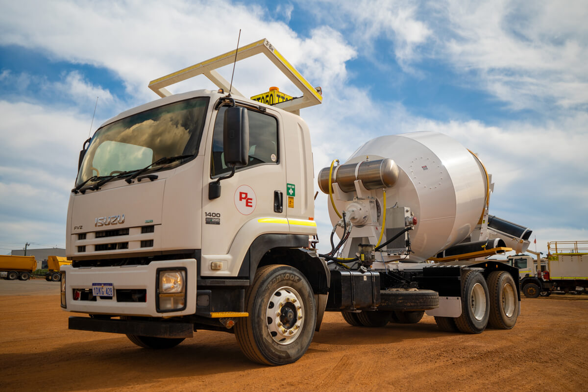 ISUZU FVZ1400 6×4 Agitator Truck | AT118