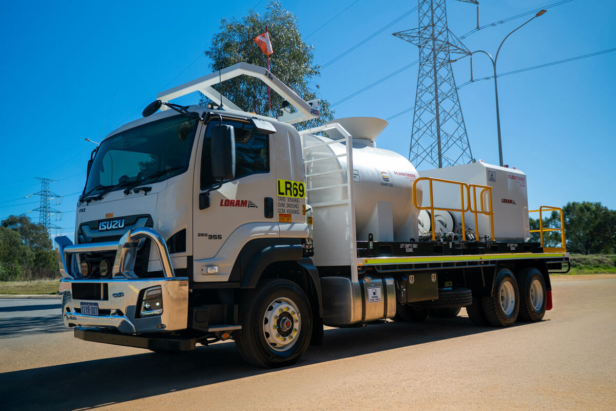 2026 ISUZU 240-300 6×4 FIELD SERVICE TRUCK